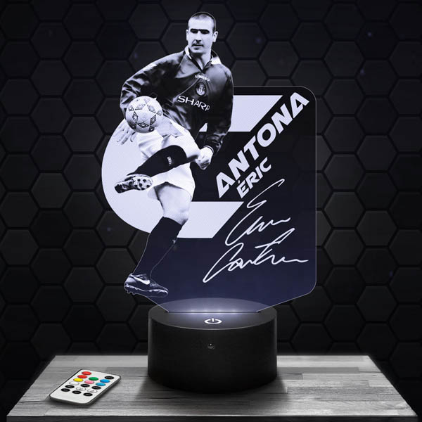 lampe-3d-eric-cantona-football-600