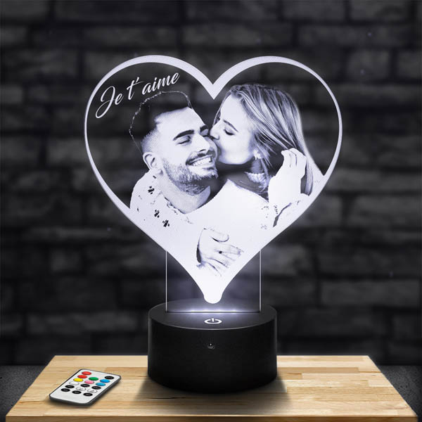 lampe-photo-personnalisee-coeur.jpg